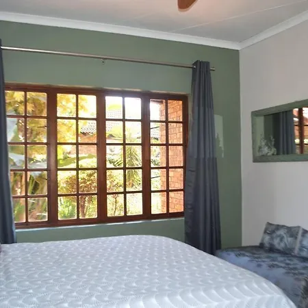 Self Catering Home From Home In Gated Complex White River Exterior photo