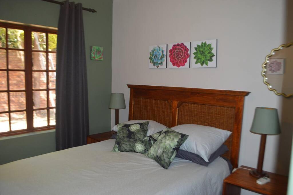 Self Catering From In Gated Complex Apartment *